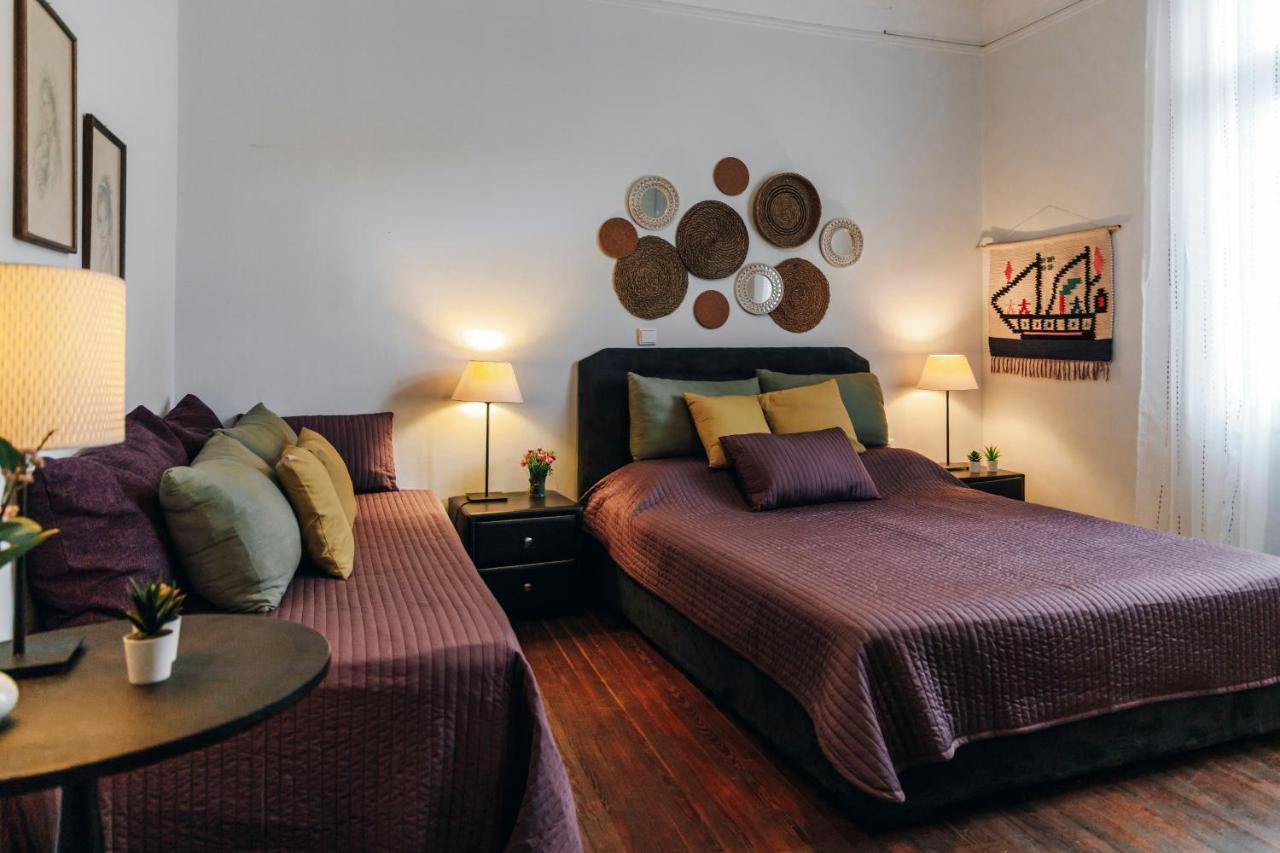Monastiraki-Psiri, Old Town, 3-Bdr Apt, Sleep 6-10P, Spacious Court Yard Atena Exterior foto