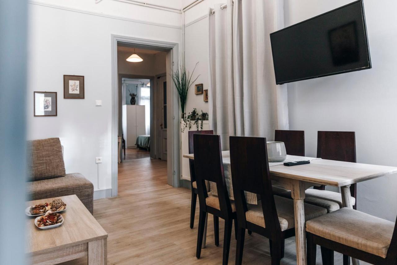 Monastiraki-Psiri, Old Town, 3-Bdr Apt, Sleep 6-10P, Spacious Court Yard Atena Exterior foto