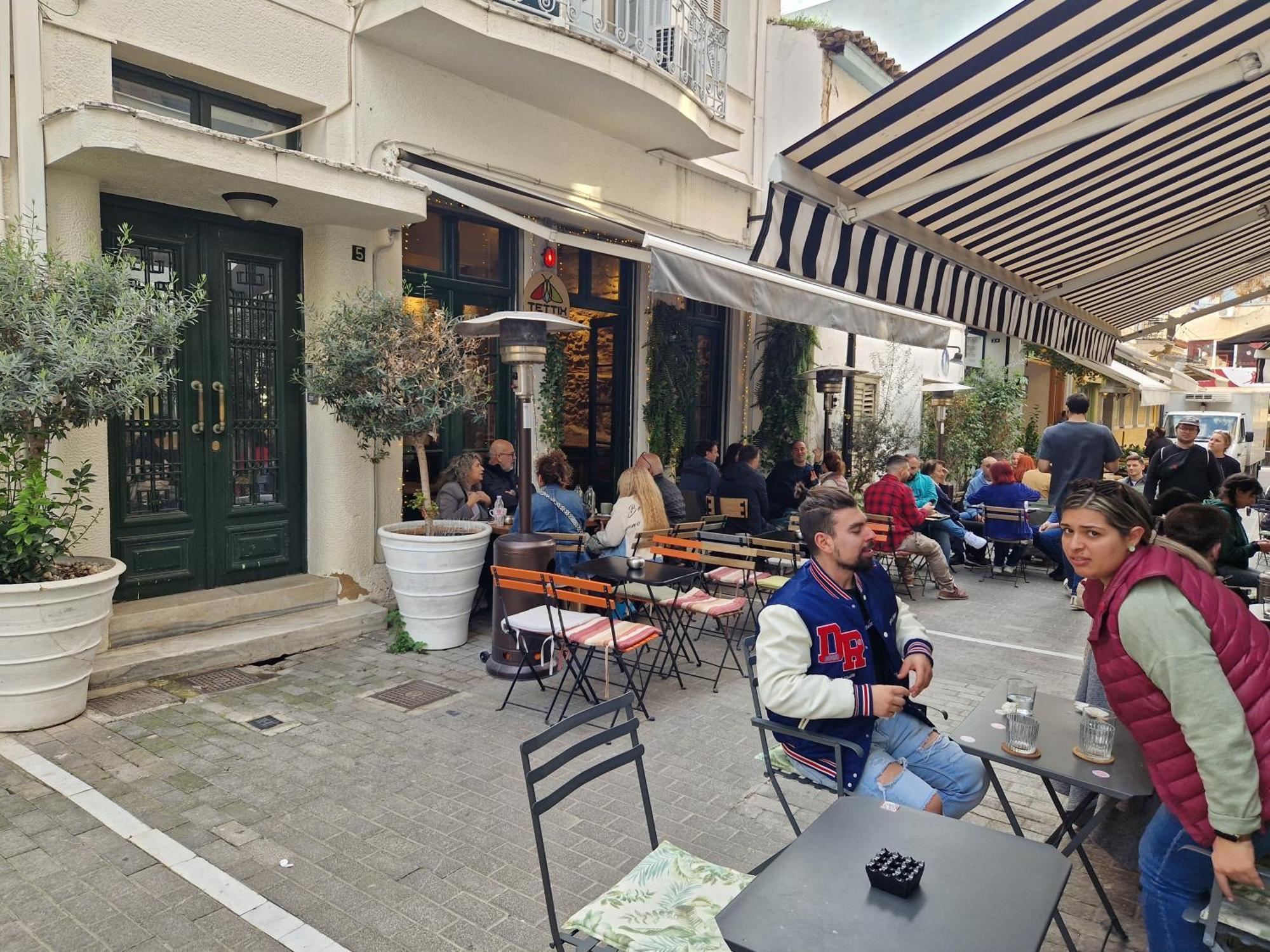 Monastiraki-Psiri, Old Town, 3-Bdr Apt, Sleep 6-10P, Spacious Court Yard Atena Exterior foto